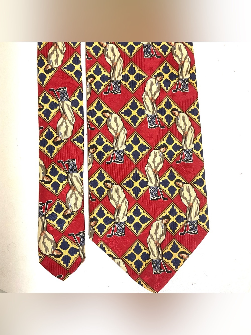 Vintage Robert Talbott 100% Silk Golf Motif Tie - 59.5”x3.8”- Mint condition